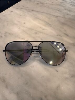 Quay Australia Black Aviator Sunglasses with Mirrored Lenses